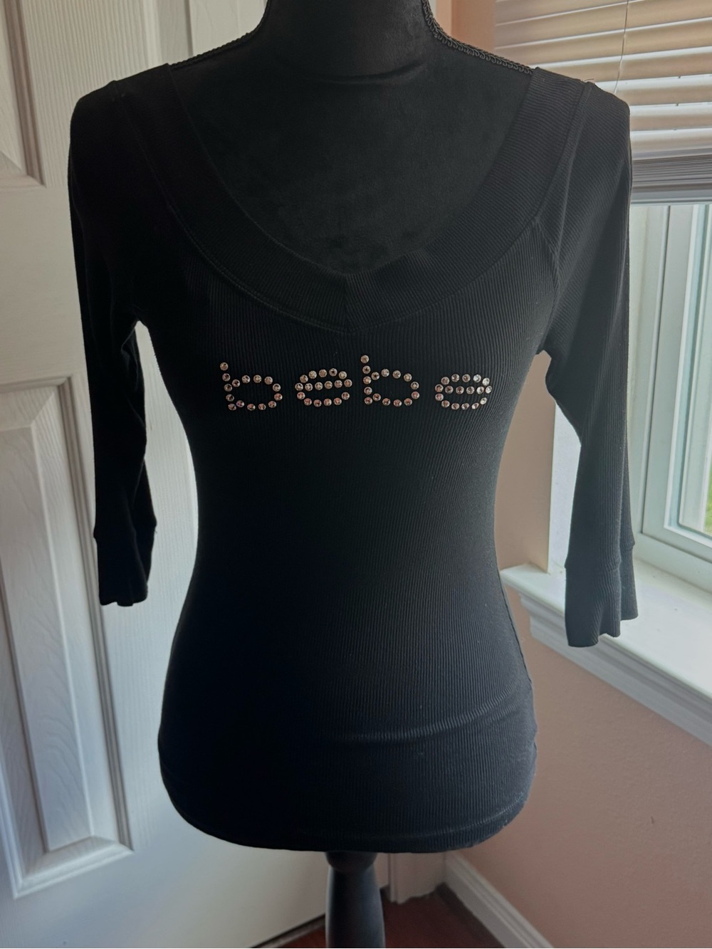 Bebe, Black Ribbed Swarovski Crystal Logo V-Neck Top, Rare, Women's, M, USA